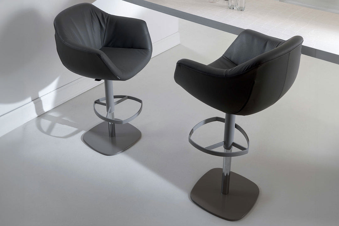 Piquet Adjustable Bar Stool Bar + Counter Stools Ozzio Italia
