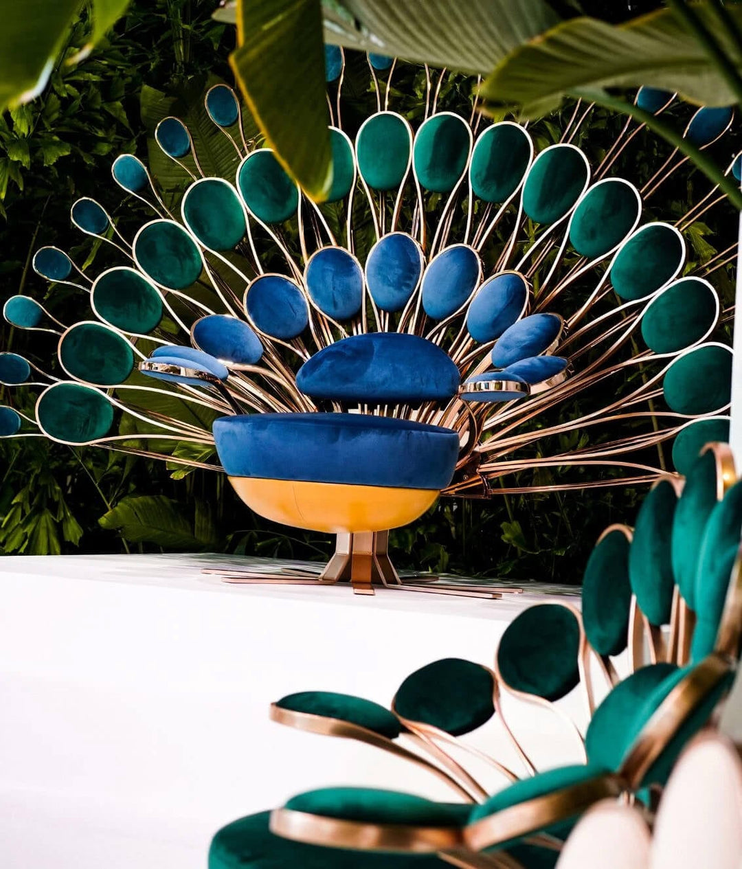 Pavone Throne Lounge Chair Lounge Chairs Visionnaire