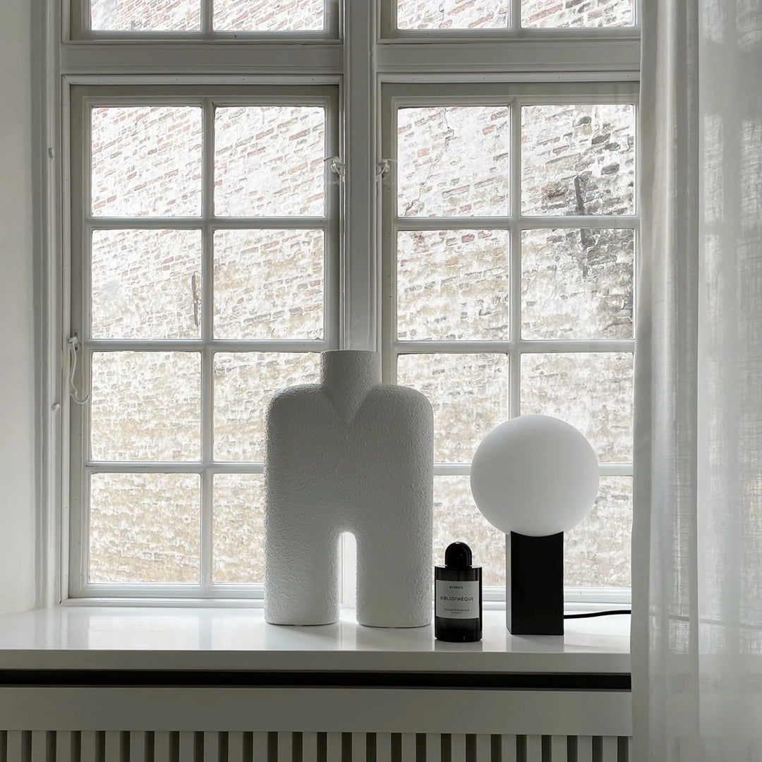 Cobra Tall, Medio - Bubble White Vases 101 Copenhagen   