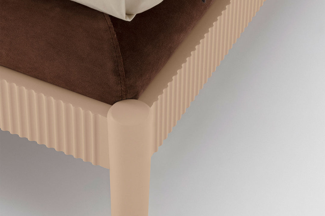 Amante Plisse Bed Beds Pianca