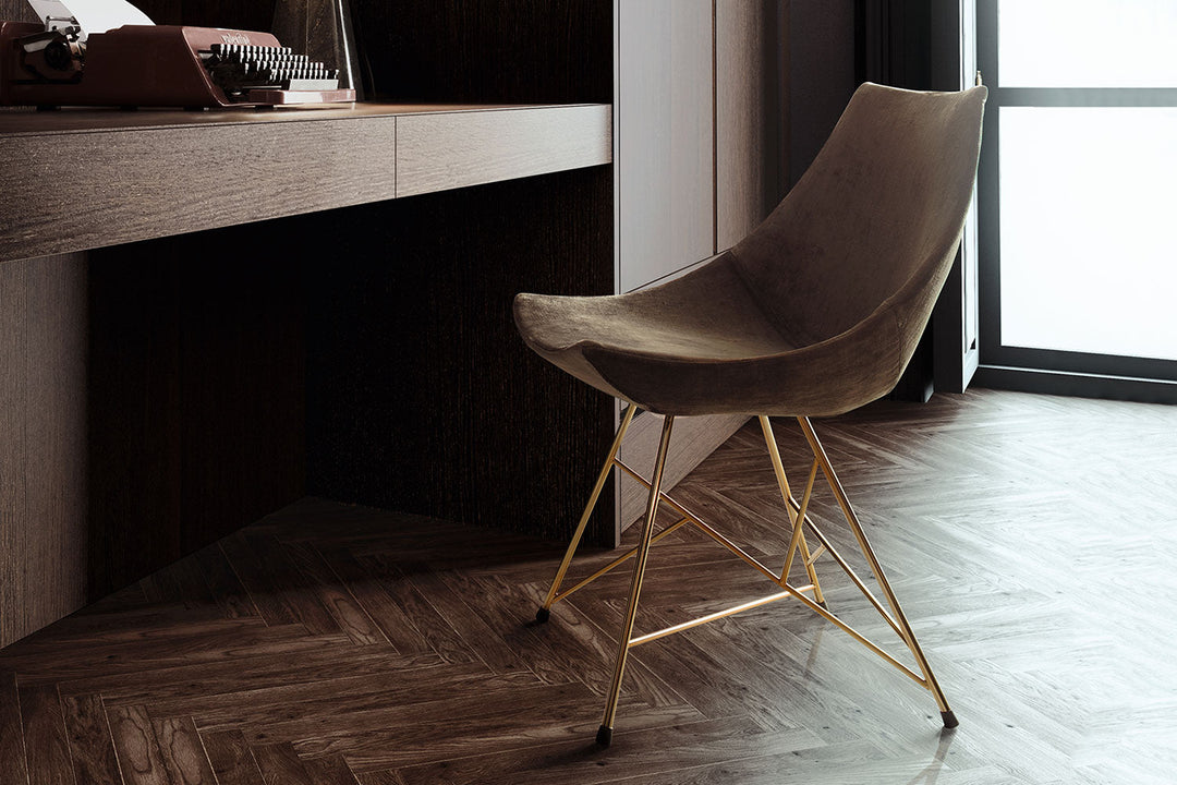 Gamma Upholstered Dining Chair with Star Base Dining Chairs Pianca