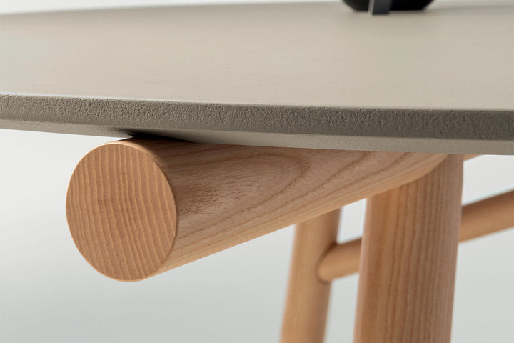 Maestro Round Dining Table Dining Tables Pianca