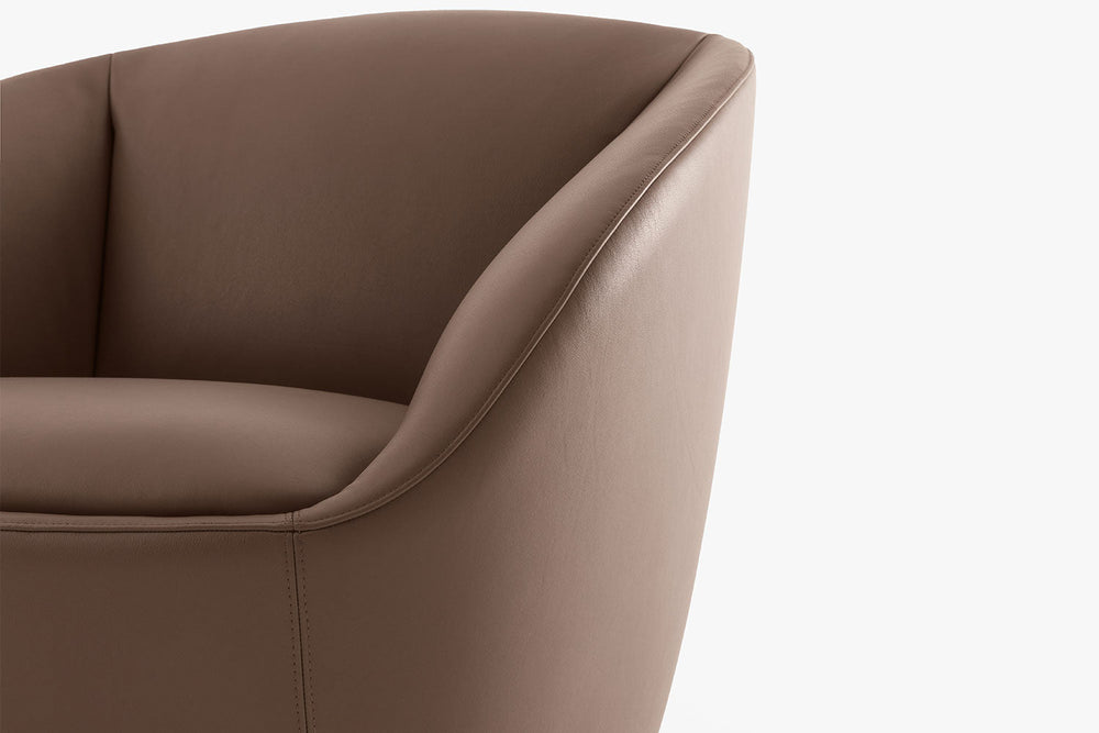 Naan Armchair Chairs Pianca