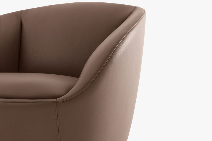 Naan Armchair Chairs Pianca