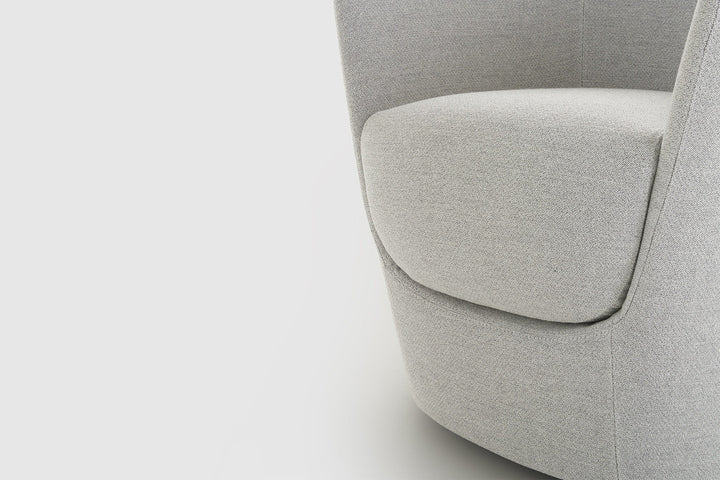 Oplà Armchair Quickship Chairs Pianca
