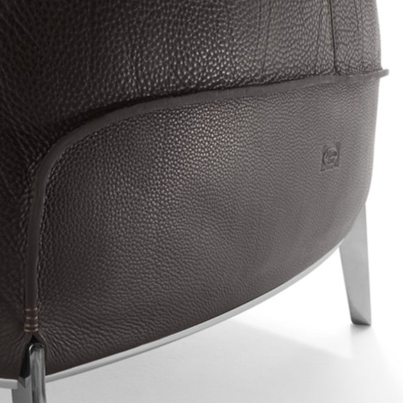 Archibald Gran Comfort Armchair Chairs Poltrona Frau