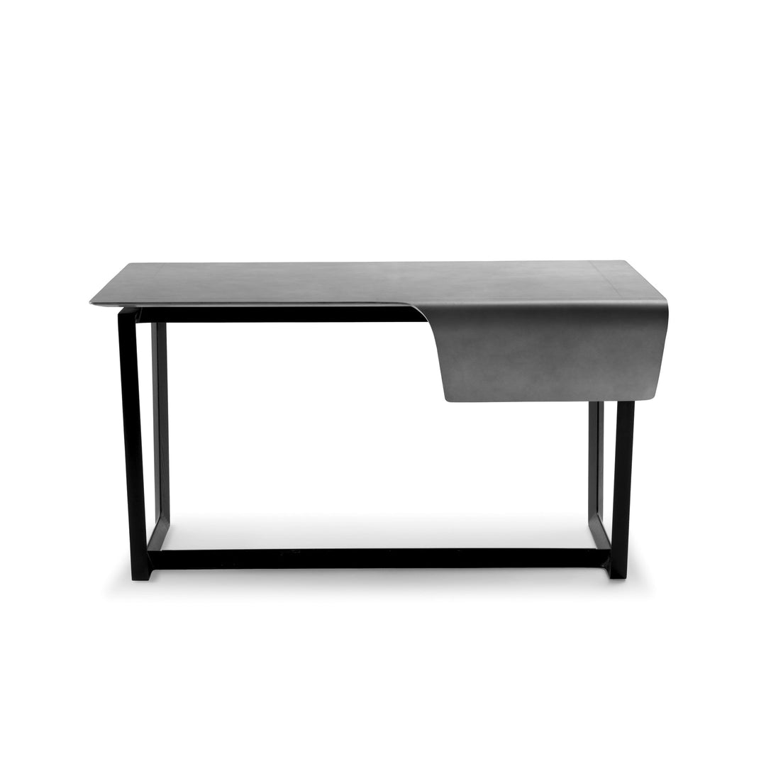 Fred Desk Desks Poltrona Frau Saddle Polvere