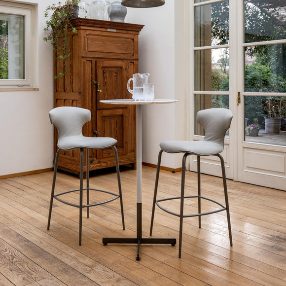 Montera Mas Counter Stool Table & Bar Stools Poltrona Frau