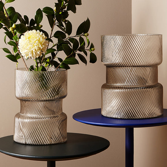 Rips Vase Vases Poltrona Frau