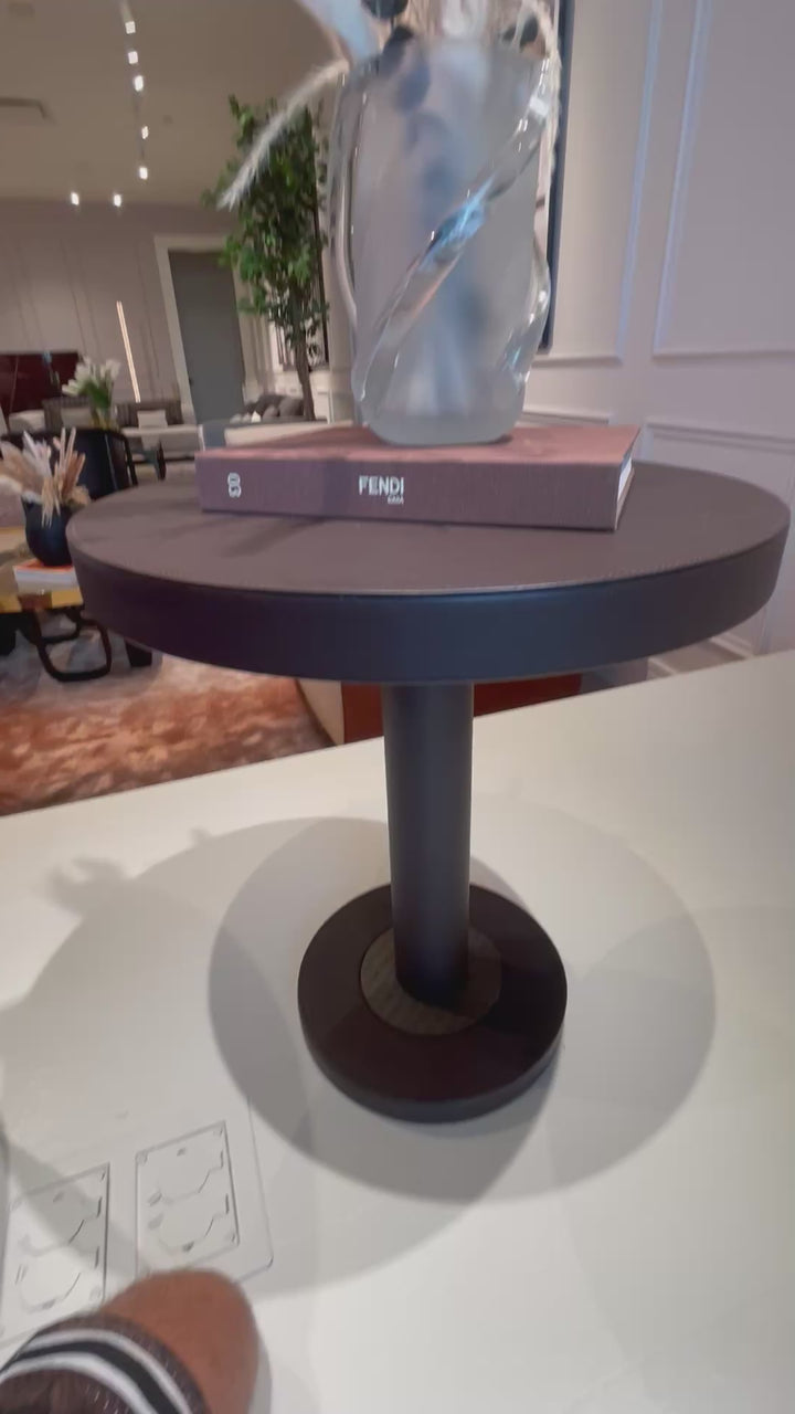 Bottini Side Table Palio Leather Showroom Model Side Table Fendi Casa