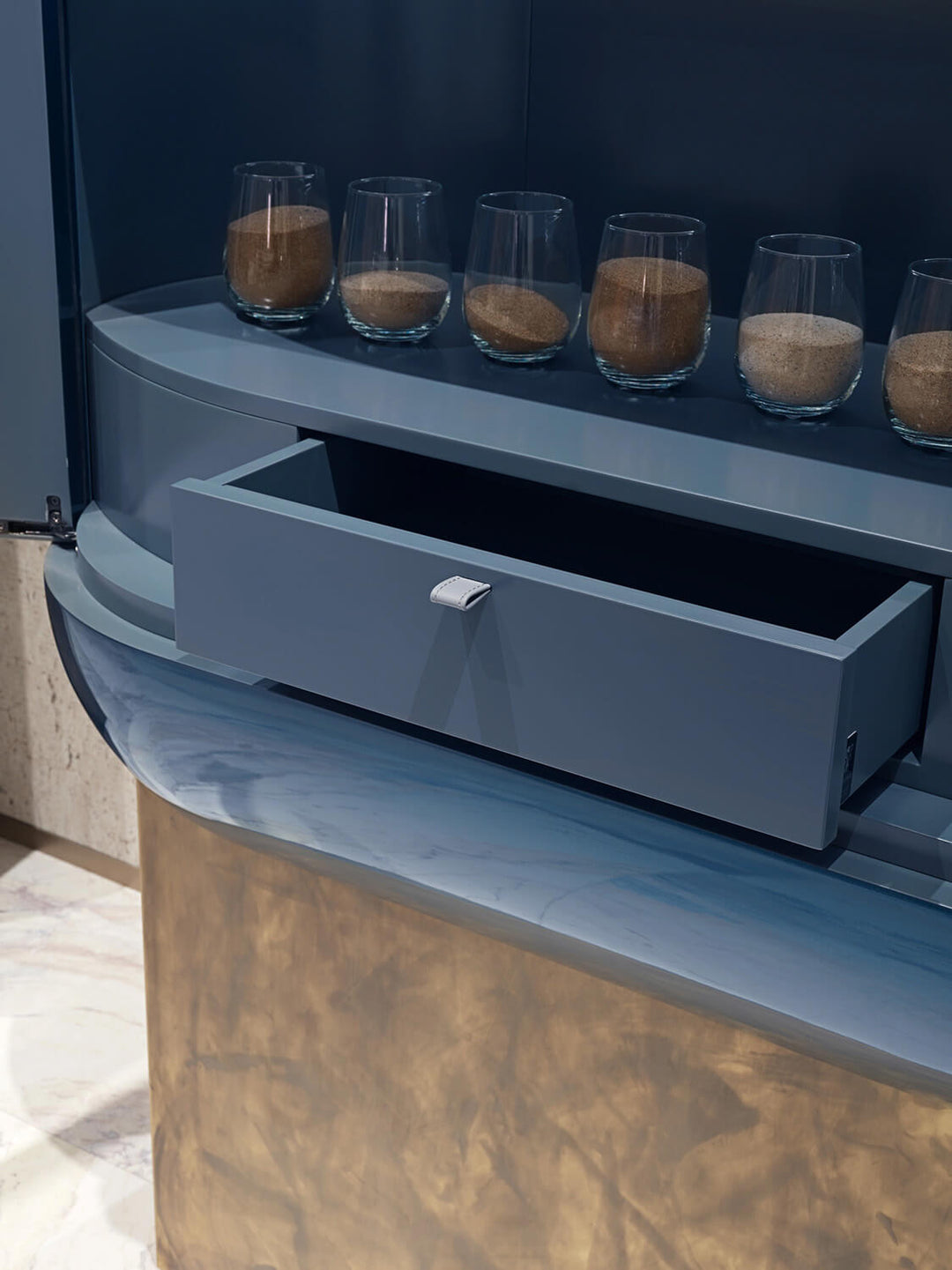 Siona Bar Cabinet Bar Cabinets Visionnaire