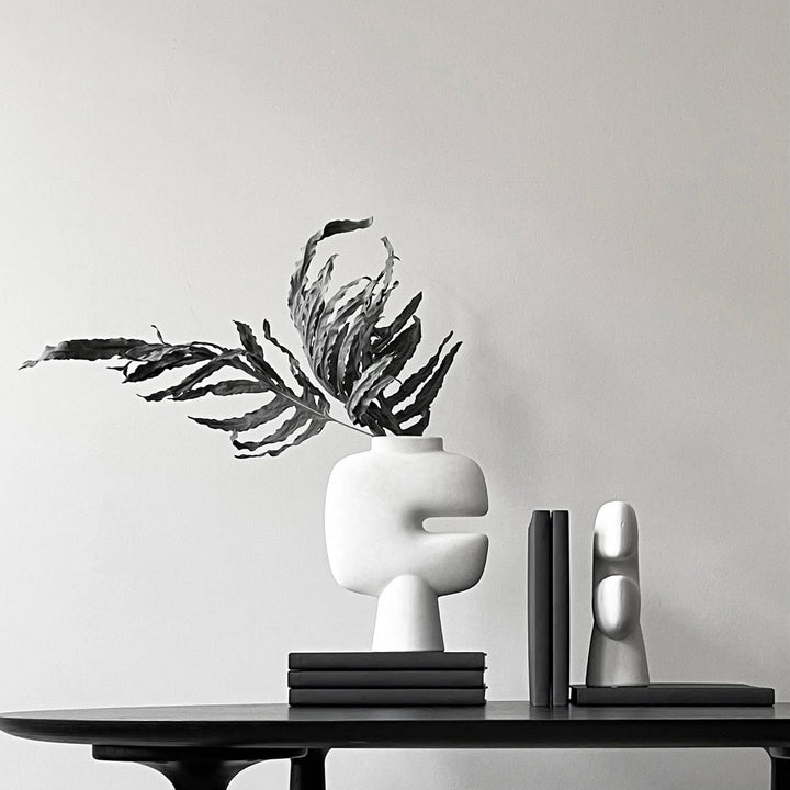 Tribal Vase, Medio - Bone White Vases 101 Copenhagen   