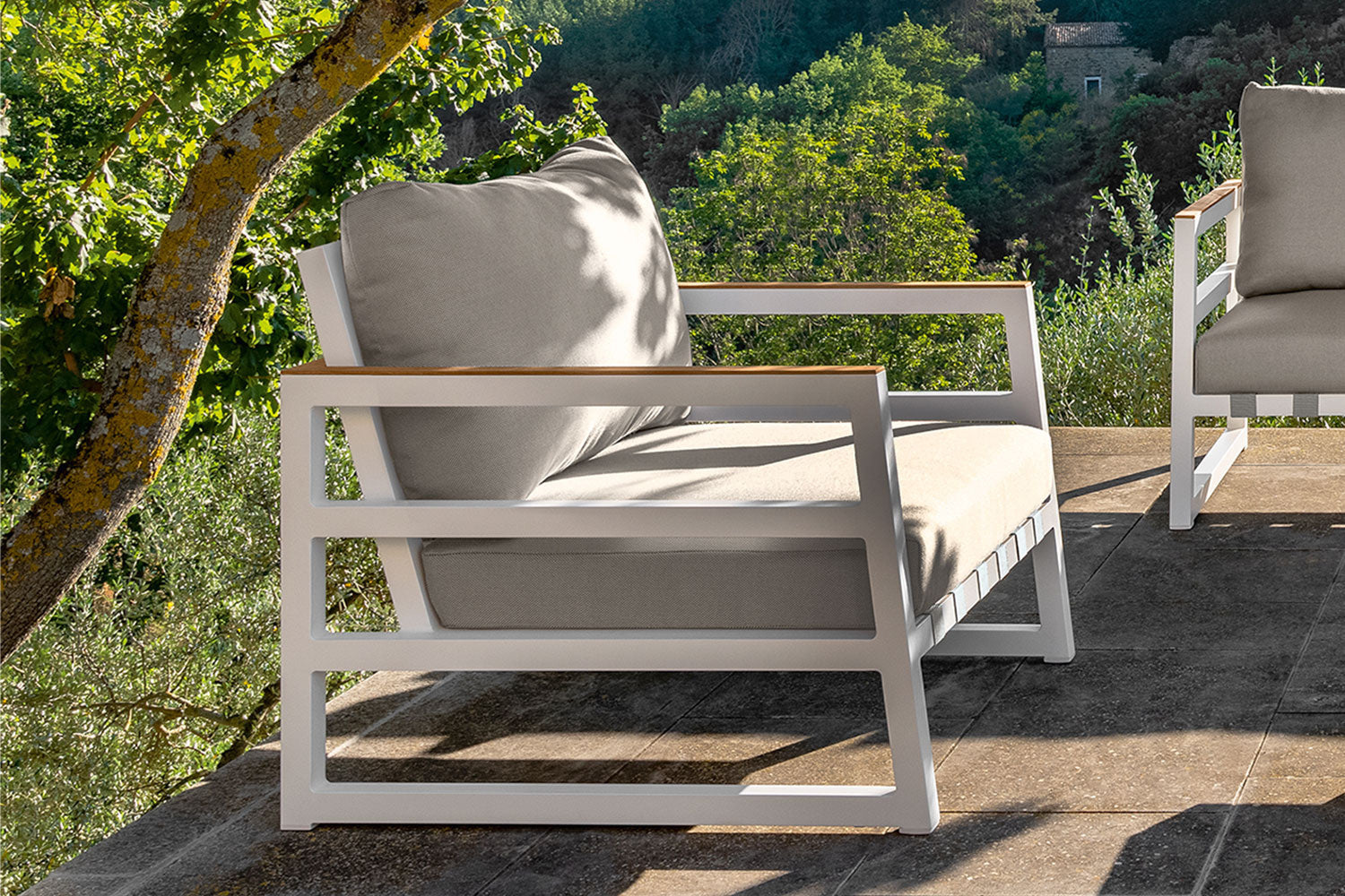 Talenti Alabama Lounge Armchair - Thumbnail 4