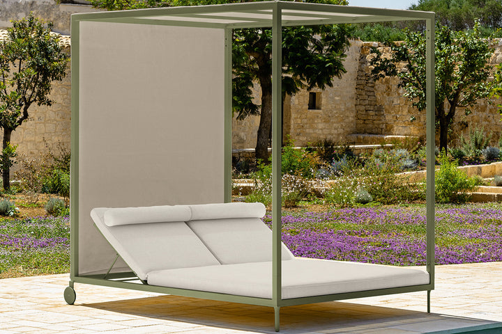 Cleo Alu Canopy Daybed Outdoor Chaise Lounges Talenti