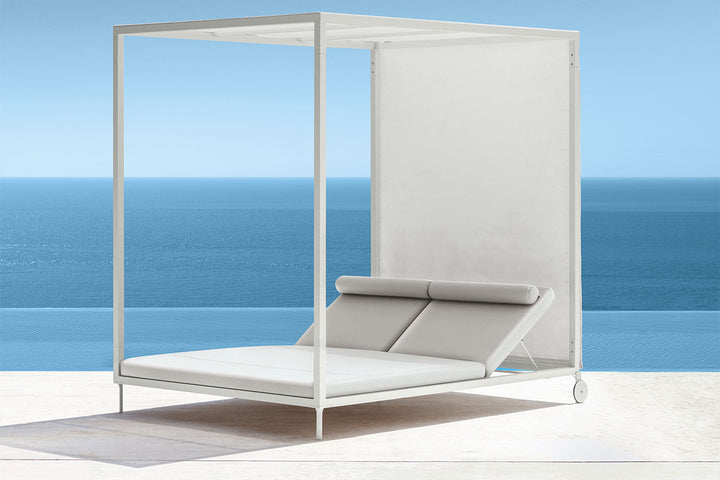 Cleo Alu Canopy Daybed Outdoor Chaise Lounges Talenti