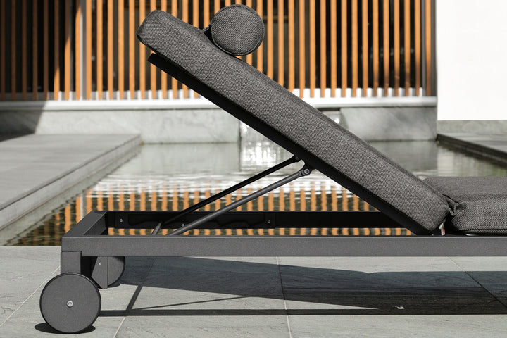 Cleo Alu Chaise Lounge Outdoor Chaise Lounges Talenti