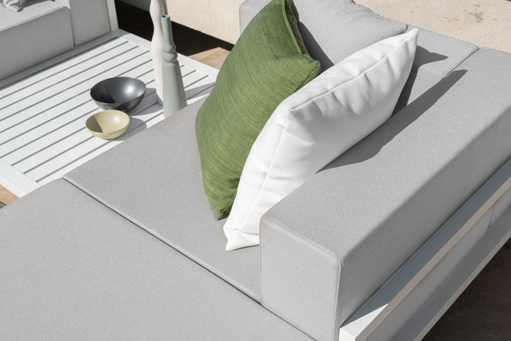 Cleo Alu Chaise Sectional with Table Outdoor Sectionals Talenti
