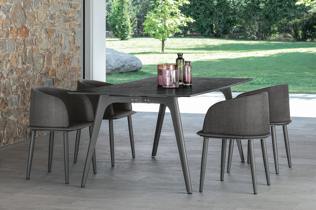 Cleo Alu Dining Table Outdoor Dining Tables Talenti