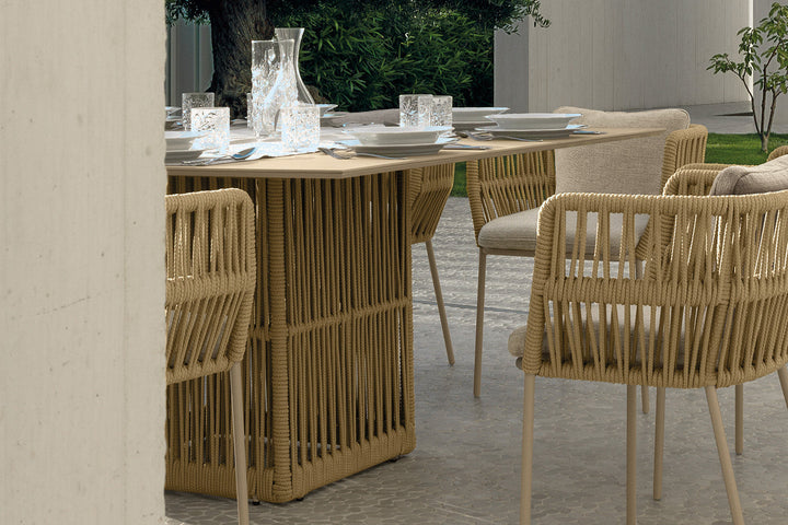 Cliff Bistro Table Outdoor Dining Tables Talenti