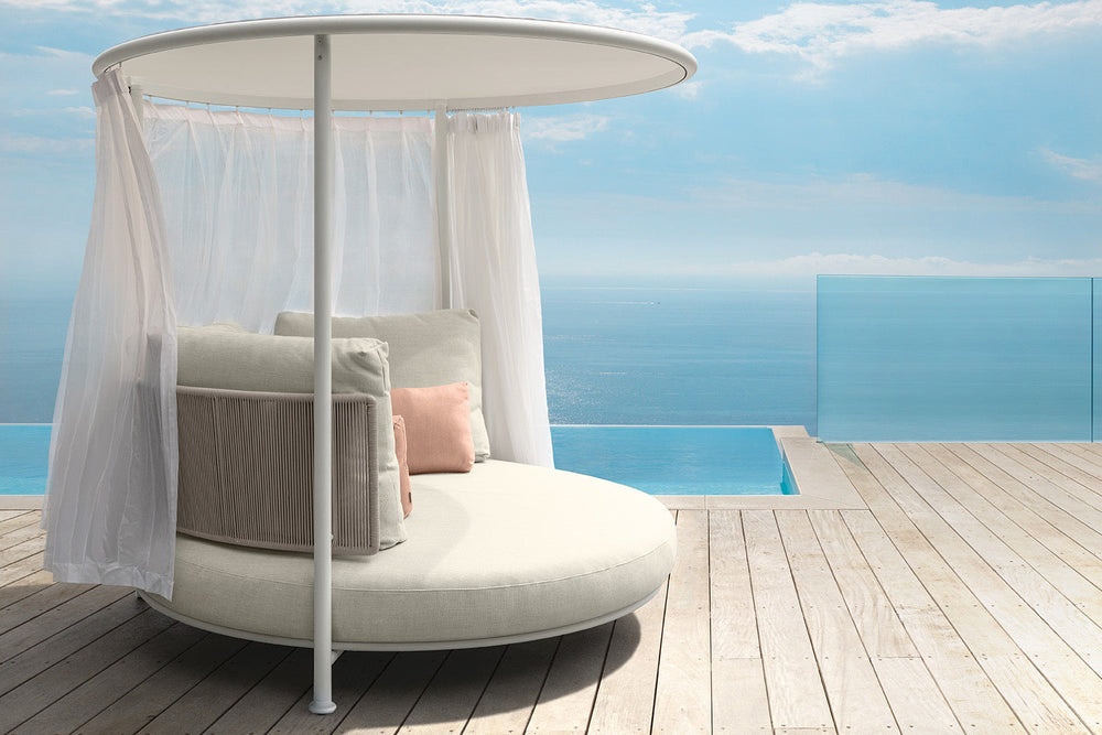 Coral Daybed Outdoor Chaise Lounges Talenti