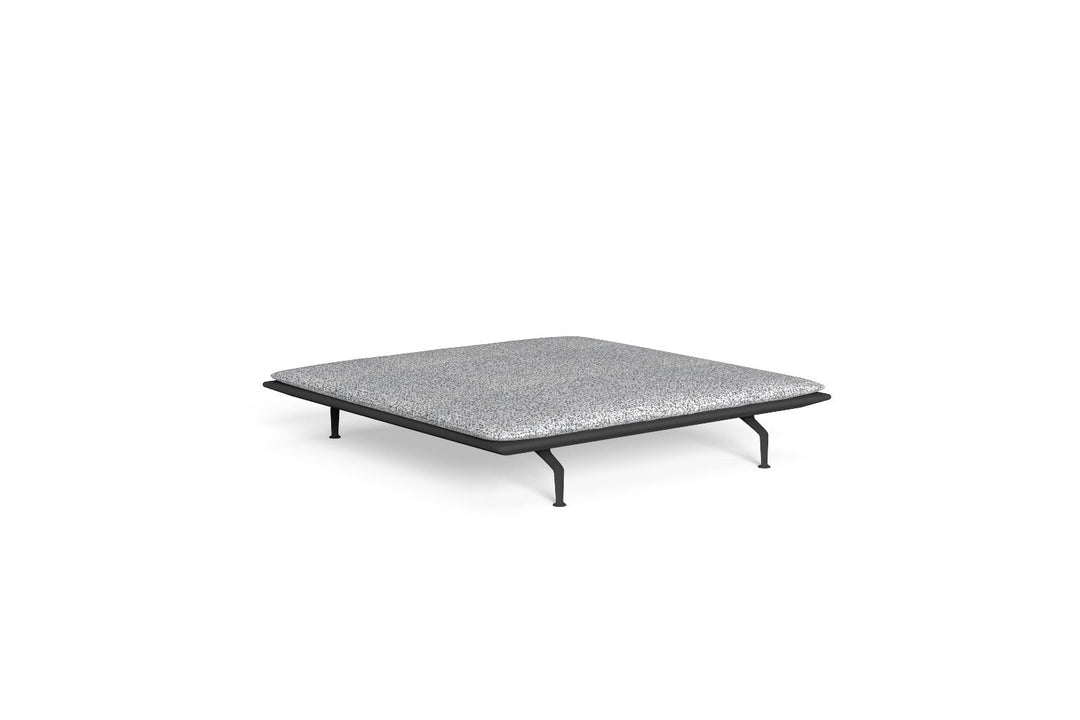 Cruise Alu Pouf Outdoor Poufs + Stools Talenti