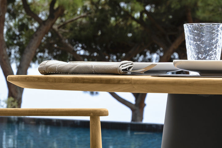 Dolcevita Bistro Table Outdoor Dining Tables Talenti