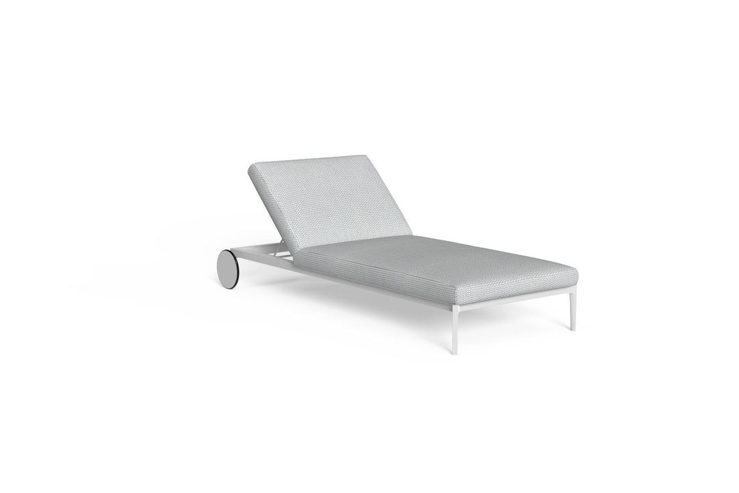 Leaf Chaise Lounge Outdoor Chaise Lounges Talenti