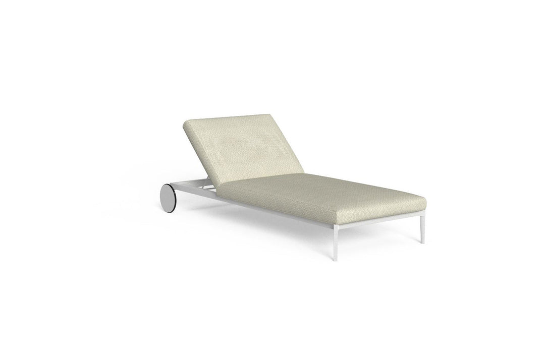 Leaf Chaise Lounge Outdoor Chaise Lounges Talenti