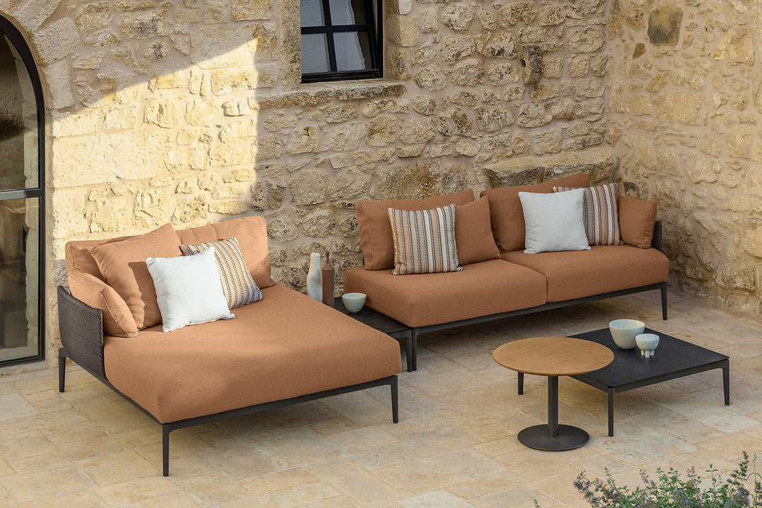 Leaf Chaise Sectional Sofa with Table Outdoor Sectionals Talenti