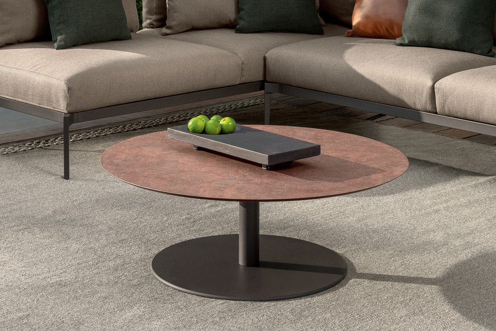 Leaf Round Coffee Table Outdoor Coffee Tables Talenti