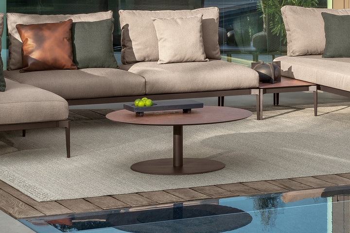 Leaf Round Coffee Table Outdoor Coffee Tables Talenti