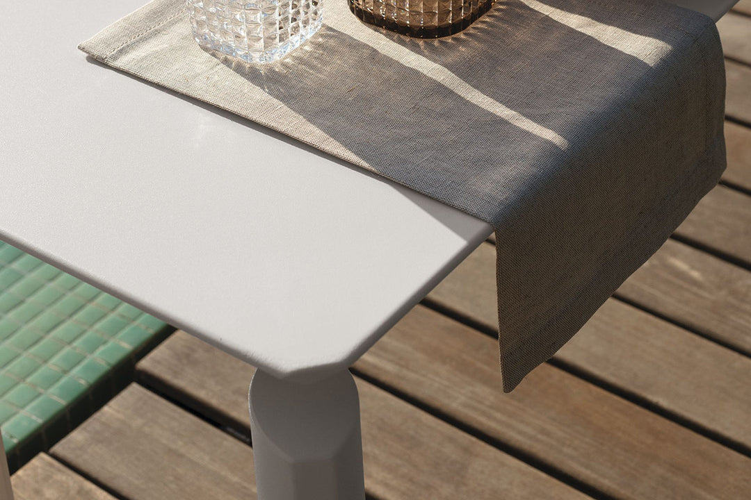 Milo Bench Outdoor Benches Talenti
