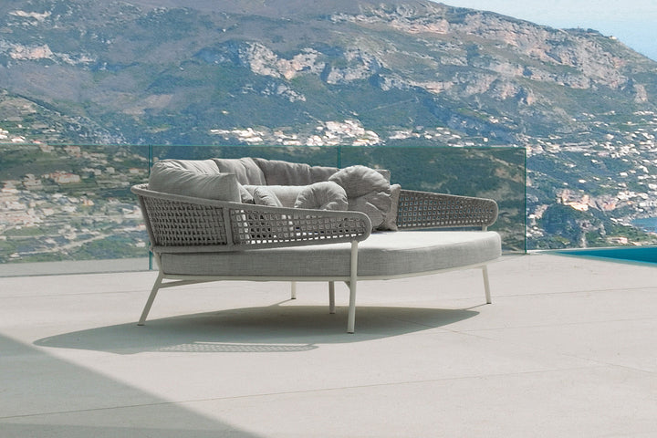 Moon Alu Daybed Outdoor Chaise Lounges Talenti