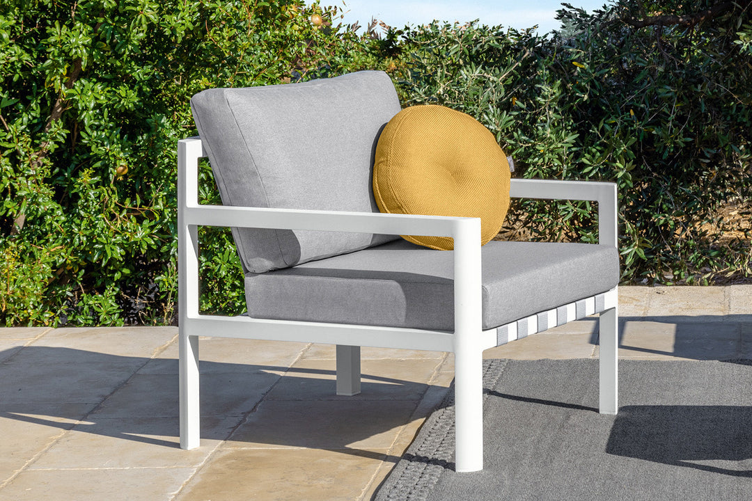 Nunu Lounge Armchair Outdoor Chairs Talenti