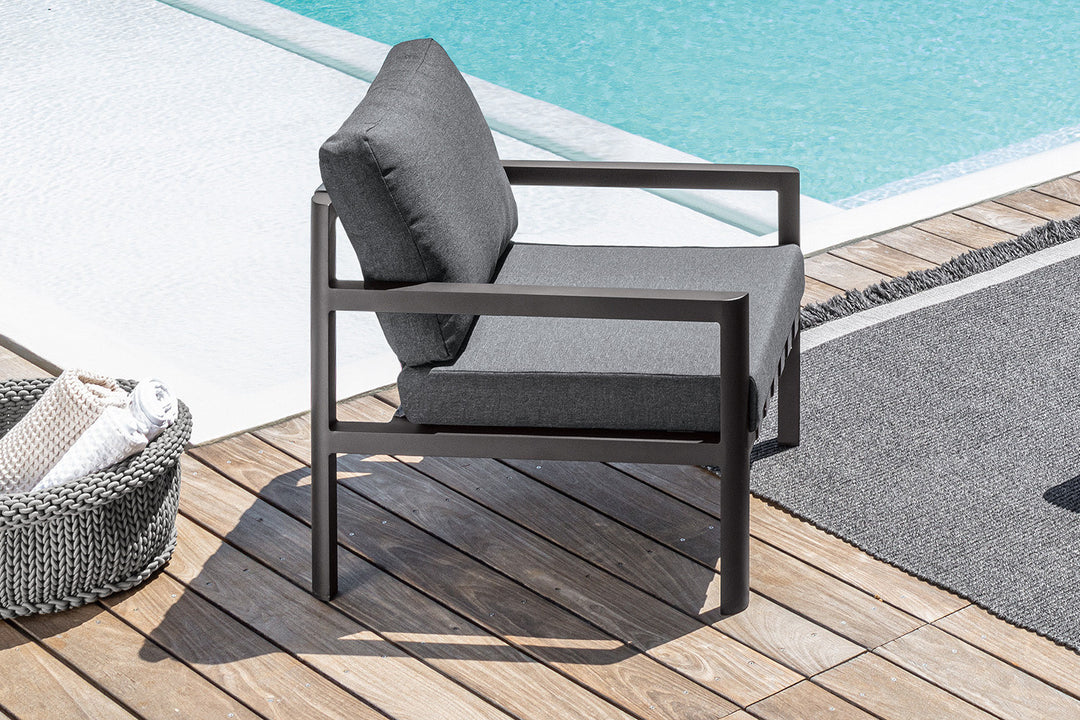 Nunu Lounge Armchair Outdoor Chairs Talenti
