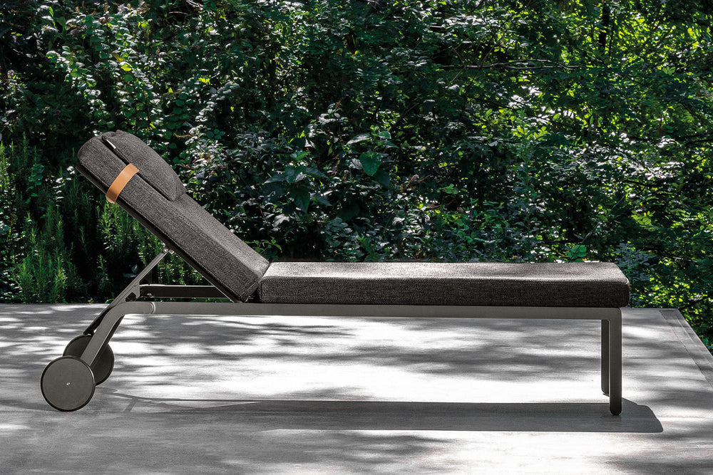 Riviera Chaise Lounge Outdoor Chaise Lounges Talenti