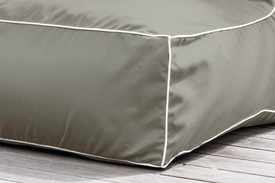 Sacco Pouf Outdoor Poufs + Stools Talenti