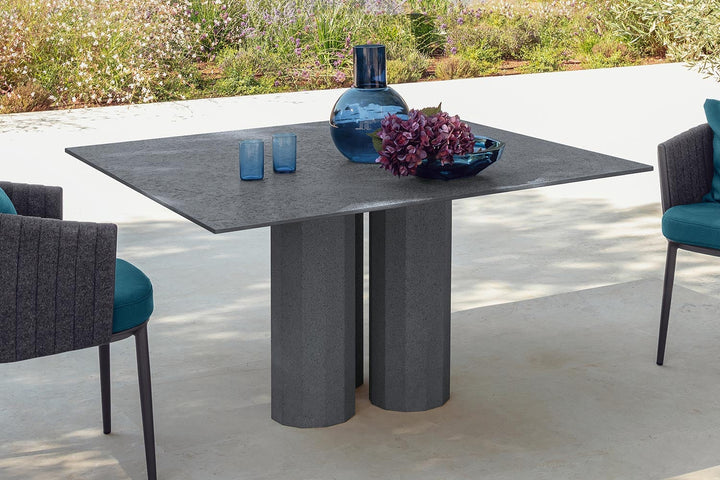 Salinas Bistro Table Outdoor Dining Tables Talenti