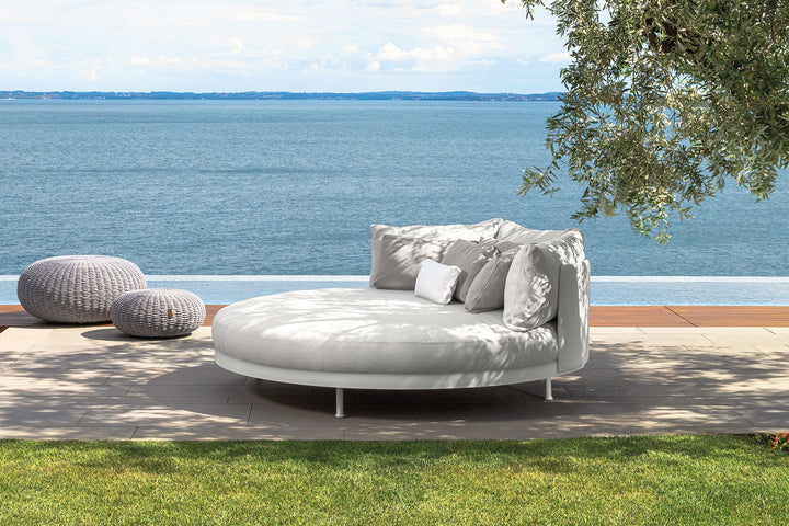 Slam Daybed Outdoor Chaise Lounges Talenti