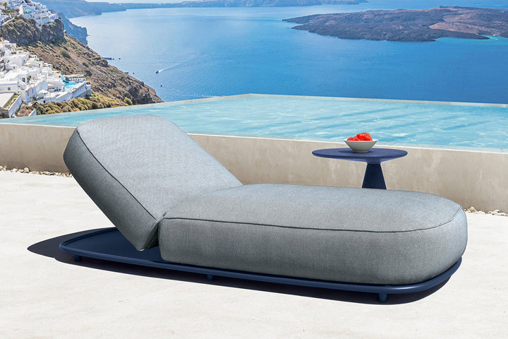 Swipe Chaise Lounge Outdoor Chaise Lounges Talenti