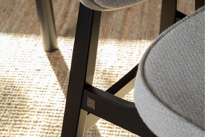 Zoe Dual-Tone Dining Chair