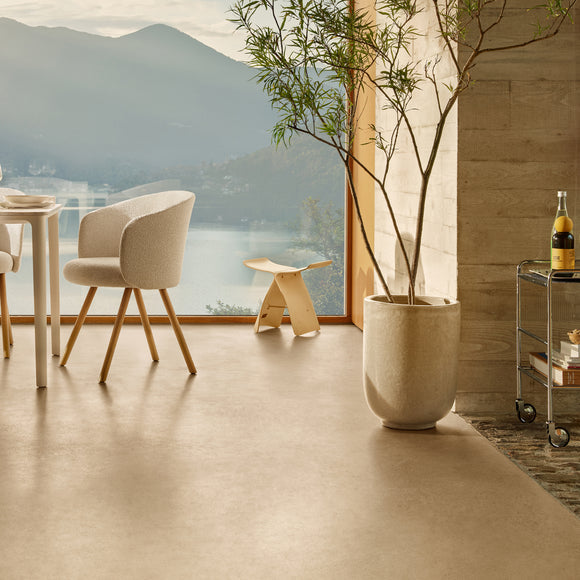 Butterfly Stool Table & Bar Stools Vitra