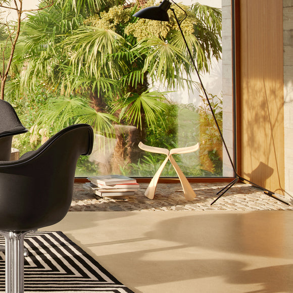 Butterfly Stool Table & Bar Stools Vitra