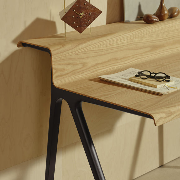 Courier Desk Desks Vitra