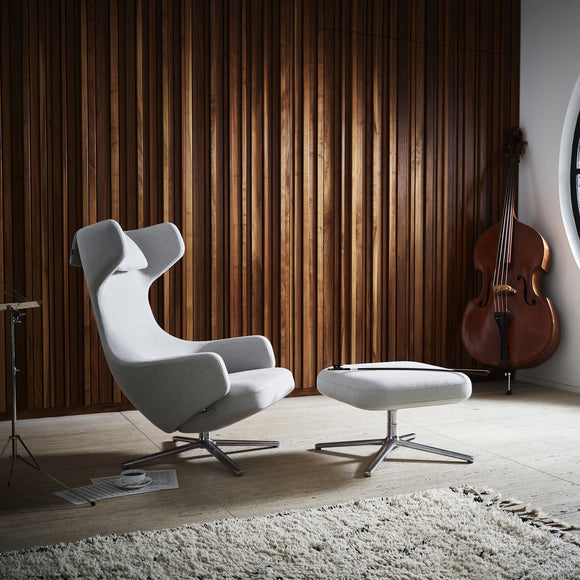 Grand Repos Lounge Chair Vitra