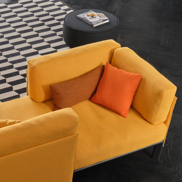 Mariposa Ottoman Ottomans Vitra