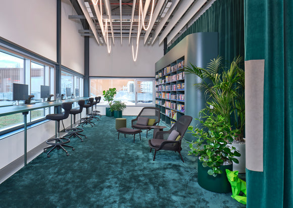 Rookie High Stool Chairs Vitra