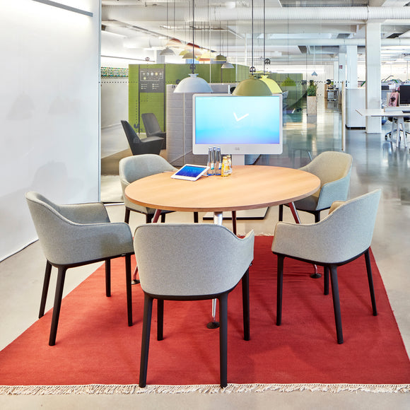Softshell Chair with Four-legged Base Chairs Vitra