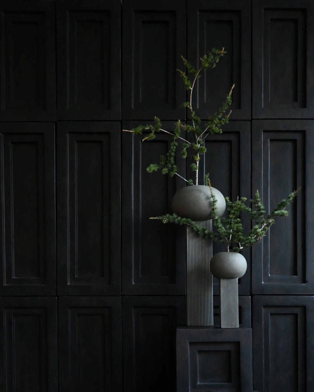 Empire Vase, Mini - Dark Grey Vases 101 Copenhagen   