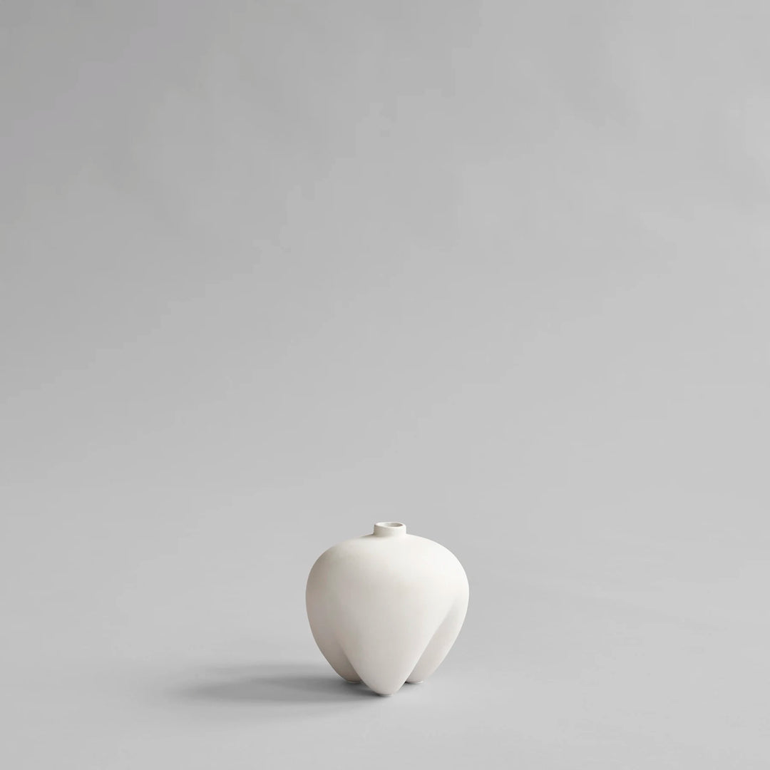 Sumo Vase, Petit - Bone White Vases 101 Copenhagen   